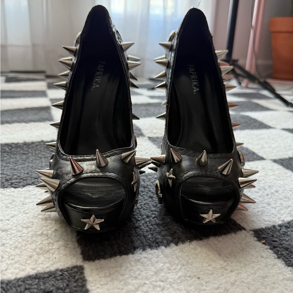 Spiked Heels - Picture 6 of 9
